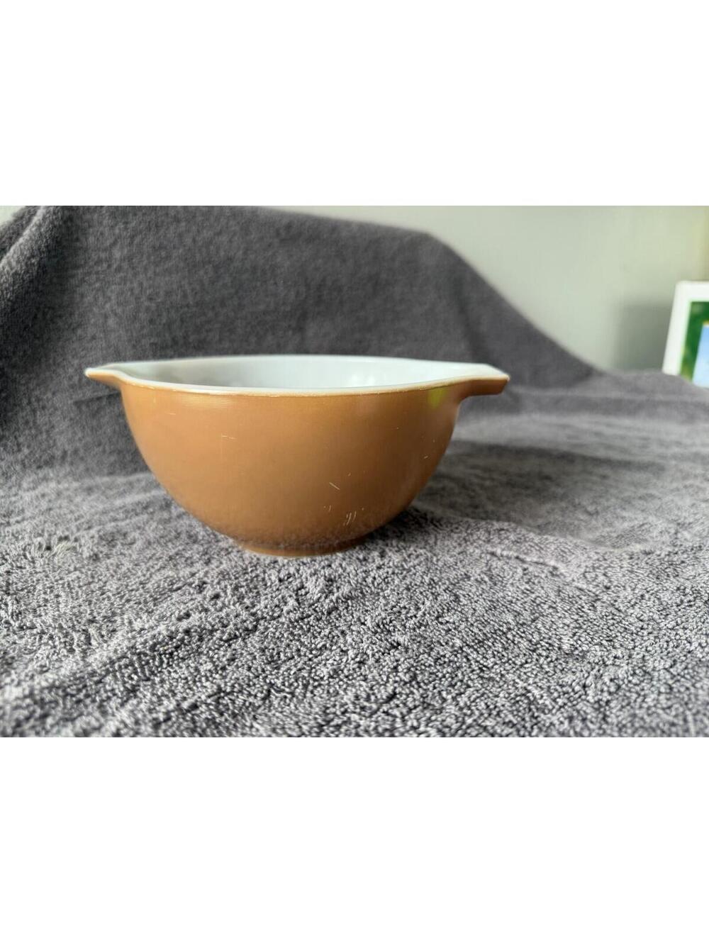 Vintage Pyrex Cinderella Bowl